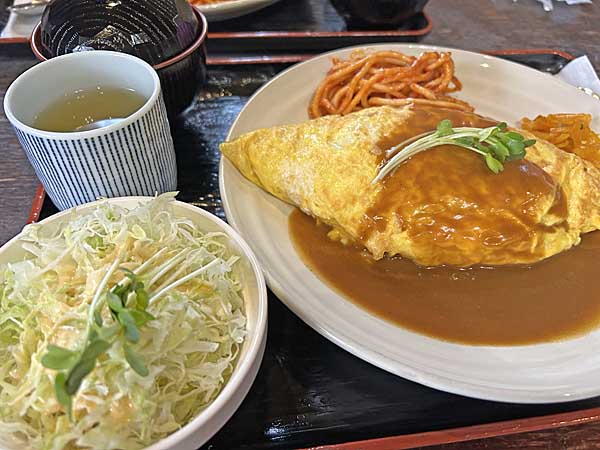 ランチョンのオムライス